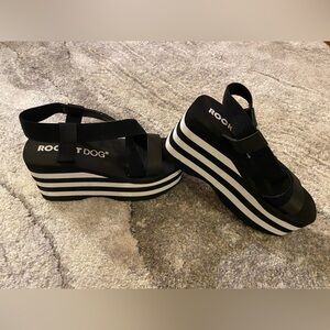 Rocket Dog Black & White Vintage Stripe Platform Sandals Size 9 🖤🤍 90’s